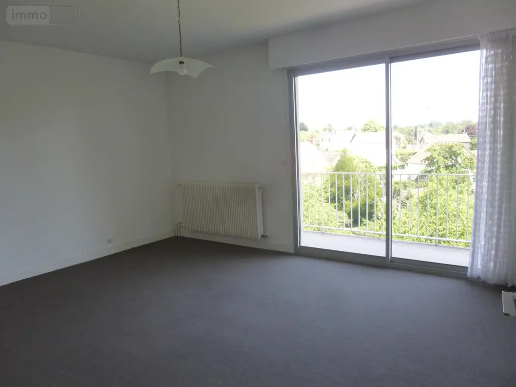 Appartement a vendre Cosne-Cours-sur-Loire 58200 Nièvre 58 71 m2 2 pièces 69960 euros ST 272 002