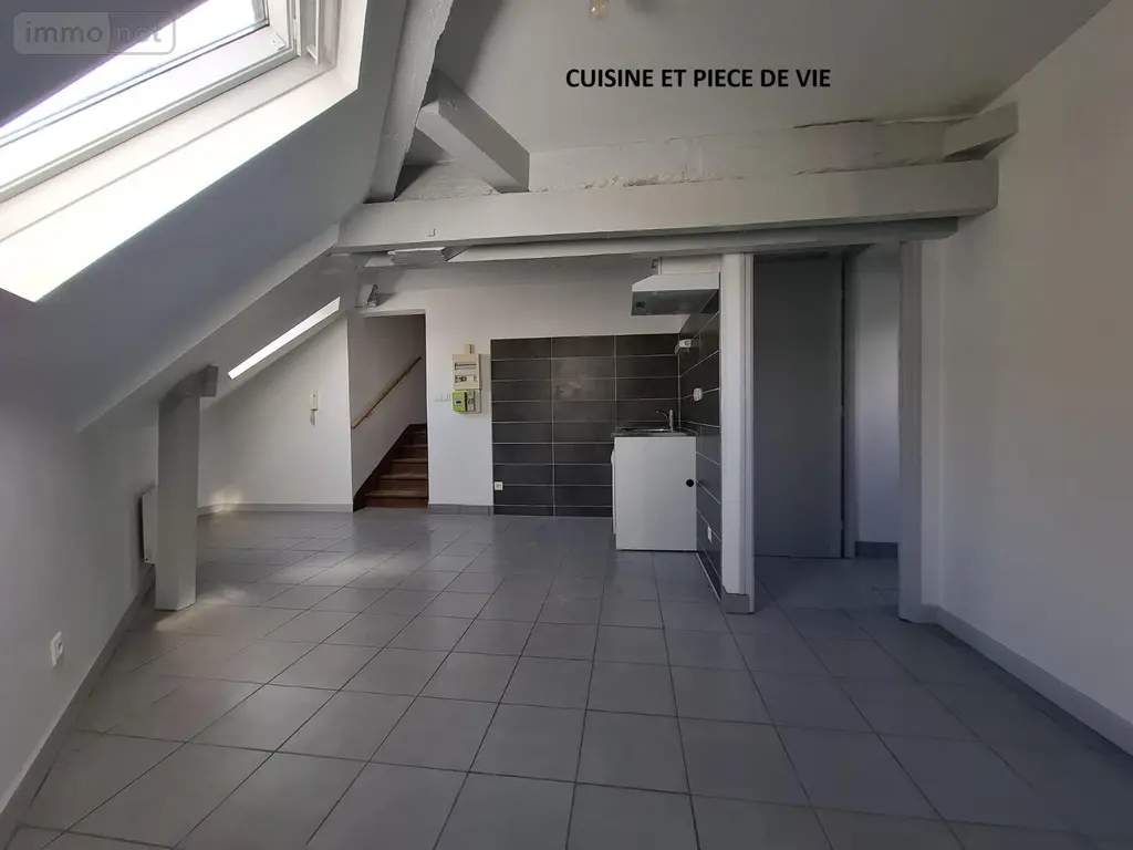 Location appartement Laval 53000 Mayenne 53 38 m2 2 pièces 580 euros 53090-1048 001