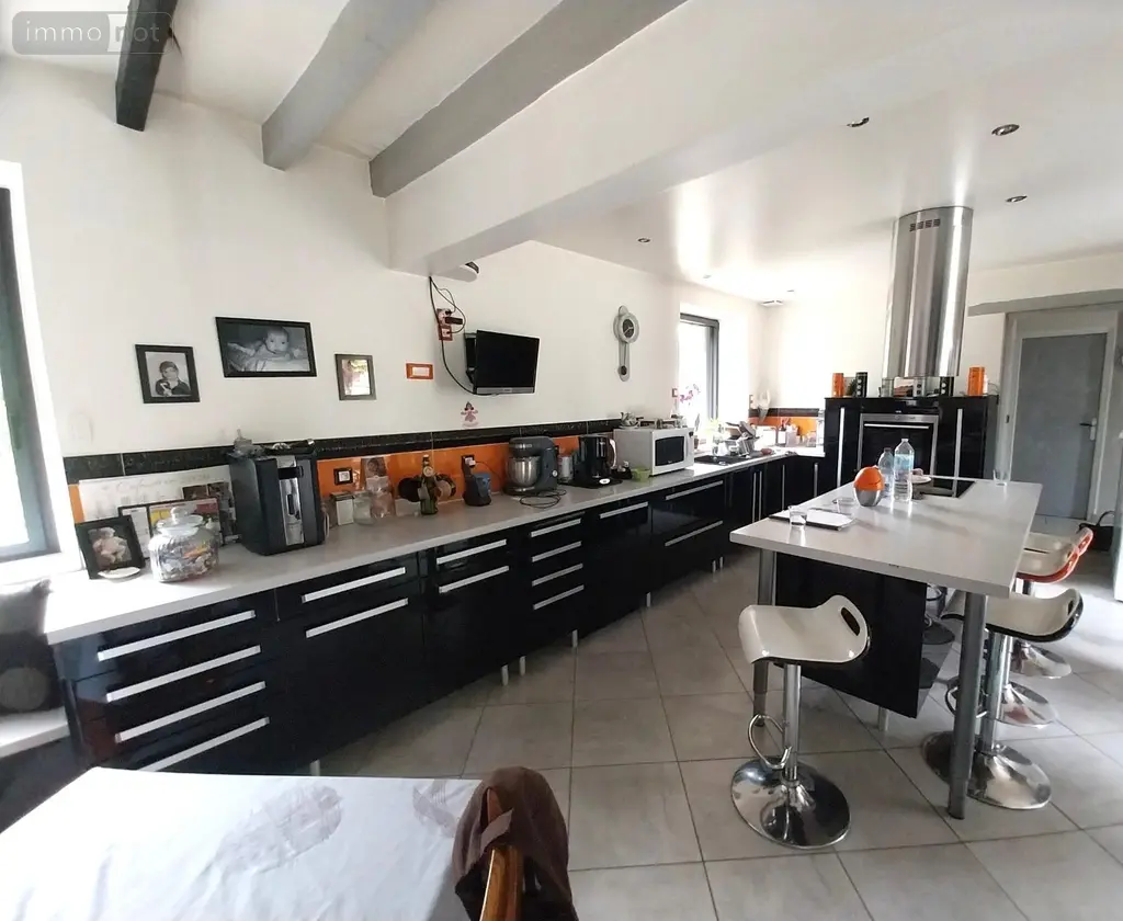 Maison a vendre La Chapelle-au-Riboul 53440 Mayenne 53 156 m2 6 pièces 234450 euros 53090-470 003