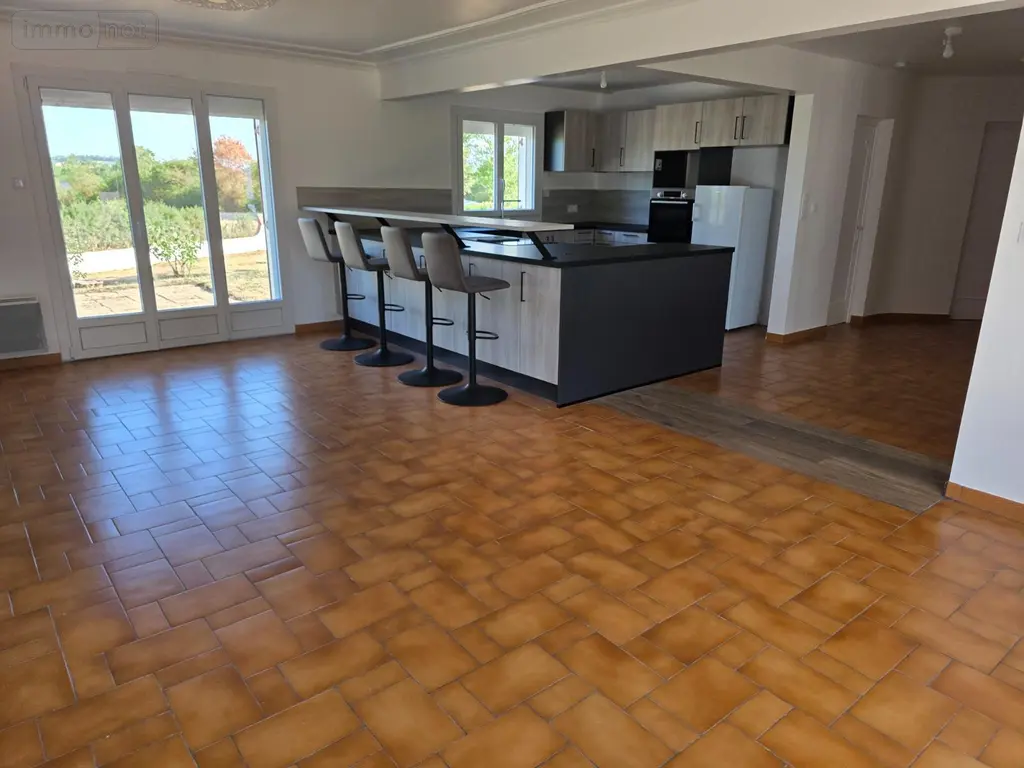 Location maison Domecy-sur-Cure 89450 Yonne 89 130 m2 1 pièce 1200 euros MAISON T5 010