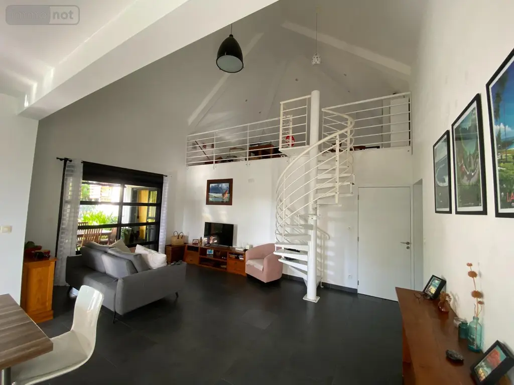 Maison a vendre Saint-Paul 97460 La Réunion 974 140 m2 4 pièces 819000 euros 230454 005