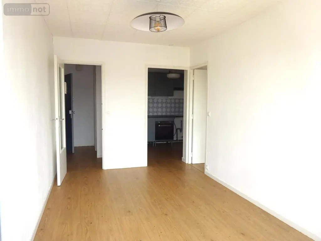 Location appartement Nogent-le-Rotrou 28400 Eure-et-Loir 28 35 m2 2 pièces 430 euros LOC NOG 1050 003