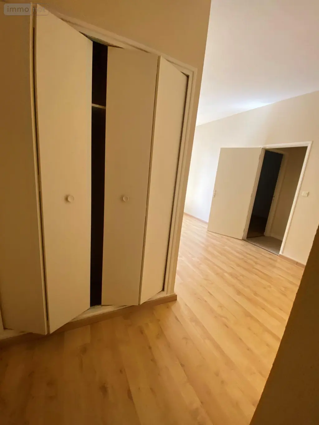 Location appartement Cluny 71250 Saône-et-Loire 71 55 m2 2 pièces 462 euros location_appartement_com_71137_71250 002
