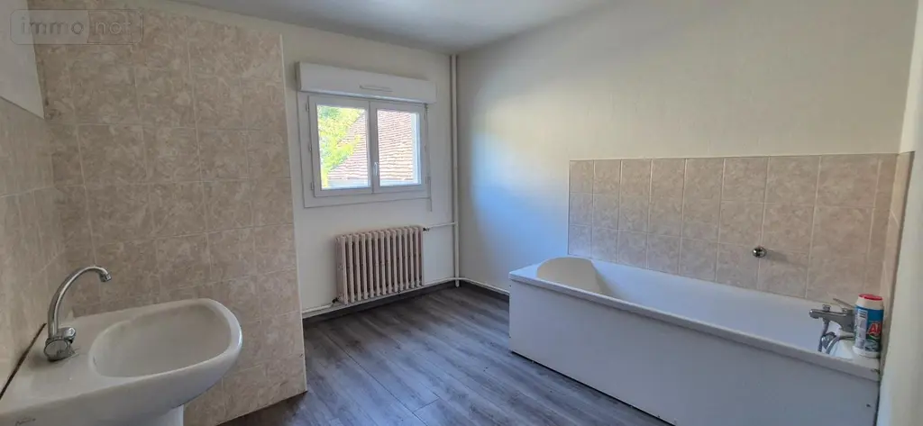 Immeuble de rapport a vendre Boëssé-le-Sec 72400 Sarthe 72 148 m2 8 pièces 53100 euros 503 009