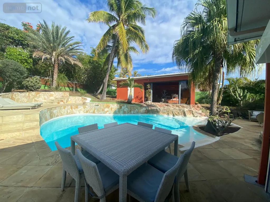 Maison a vendre Saint-Gilles-les-Bains 97434 La Réunion 974 220 m2 1390000 euros 230672 008