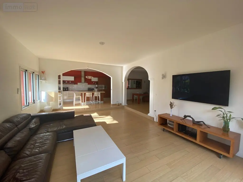 Maison a vendre Saint-Gilles-les-Bains 97434 La Réunion 974 220 m2 1390000 euros 230672 010