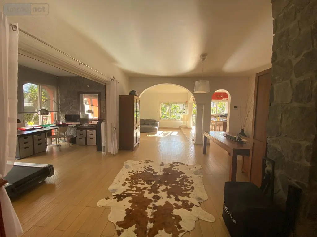 Maison a vendre Saint-Gilles-les-Bains 97434 La Réunion 974 220 m2 1390000 euros 230672 011