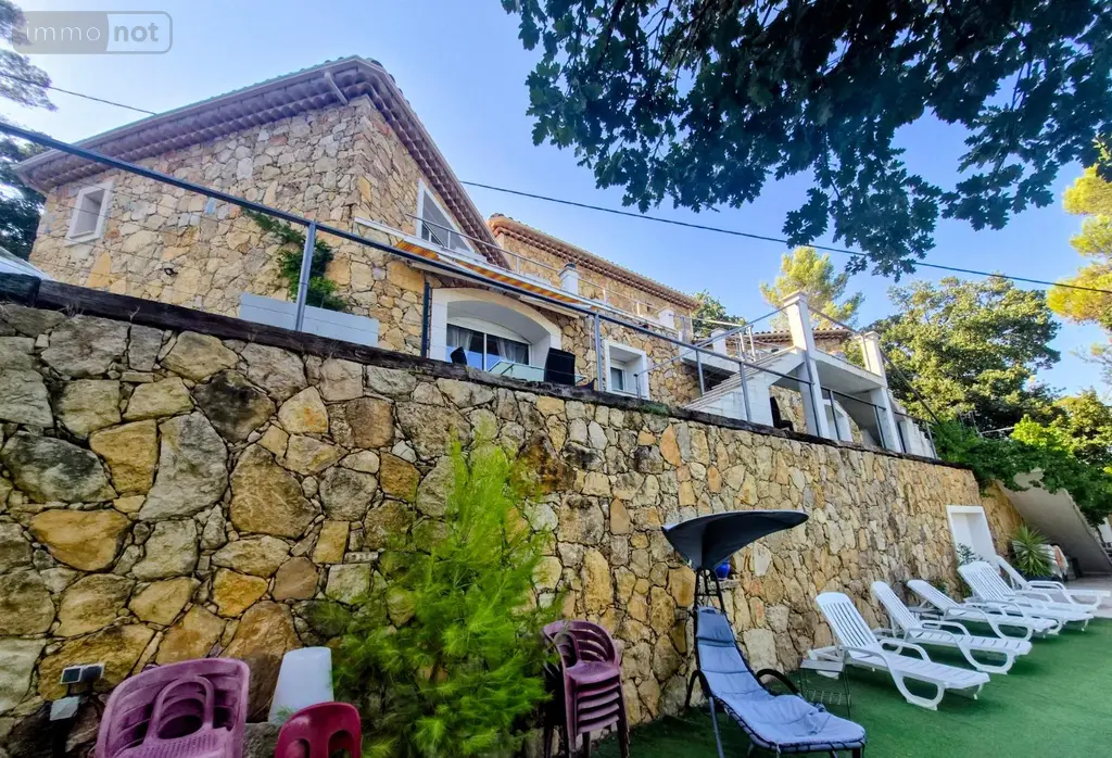 Maison a vendre Le Cannet-des-Maures 83340 Var 83 200 m2 8 pièces 775000 euros villalecannet 023