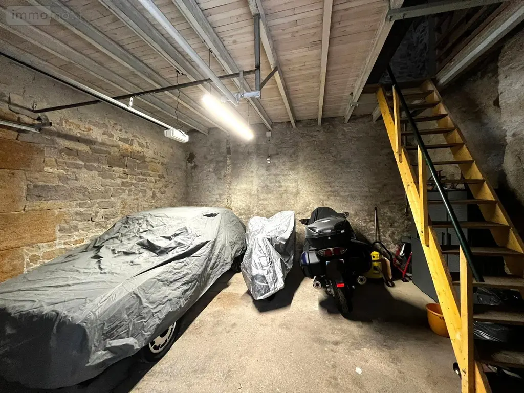 Garage et parking a vendre Langres 52200 Haute-Marne 52 74 m2 74800 euros SGML116637 002