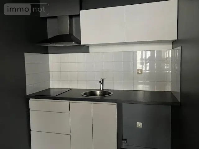 Location appartement Angers 49000 Maine-et-Loire 49 28 m2 2 pièces 650 euros 04092026 002