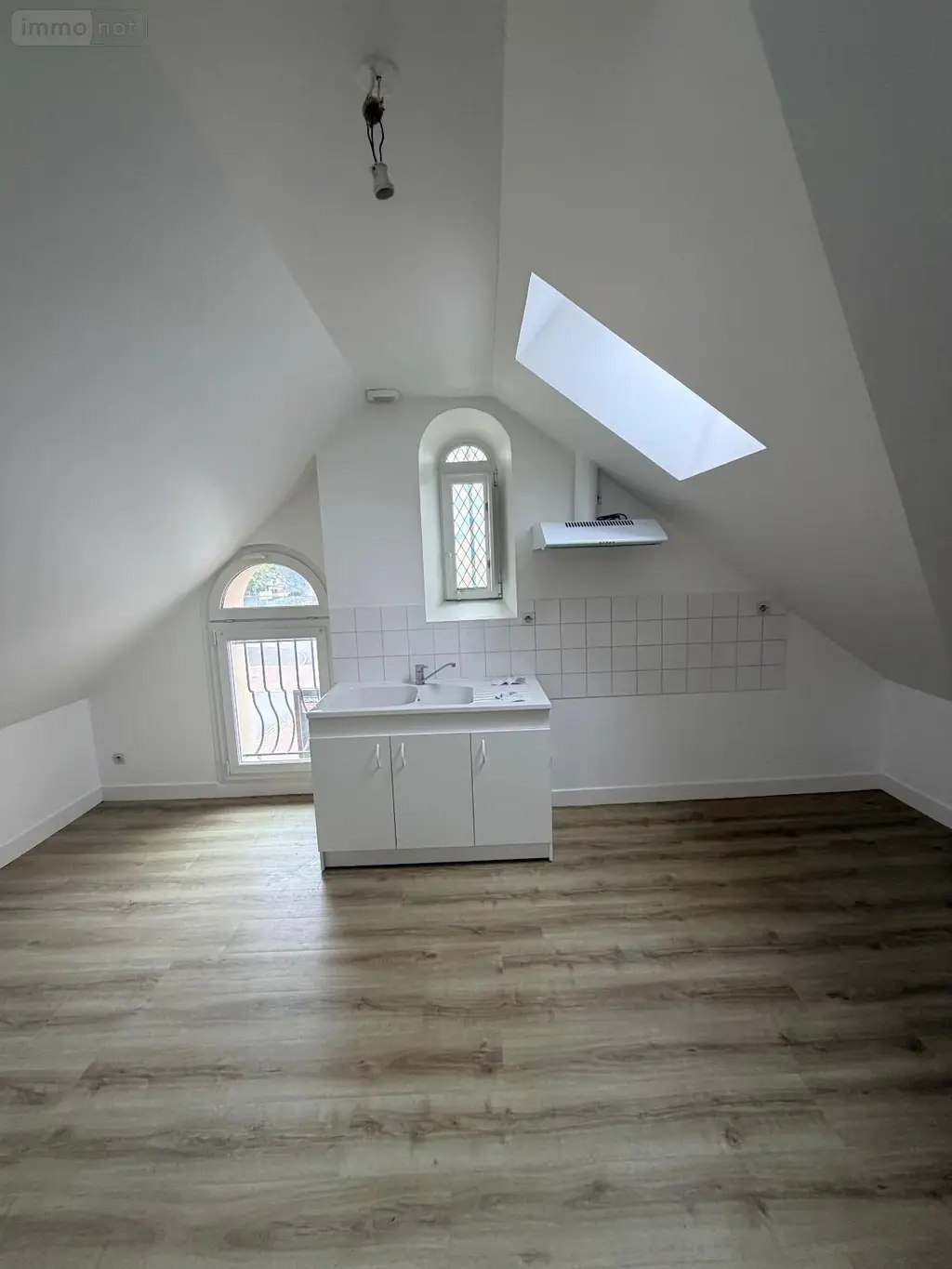 Immeuble de rapport a vendre Yvré-l'Évêque 72530 Sarthe 72 152 m2 8 pièces 221000 euros LMY/DU 014