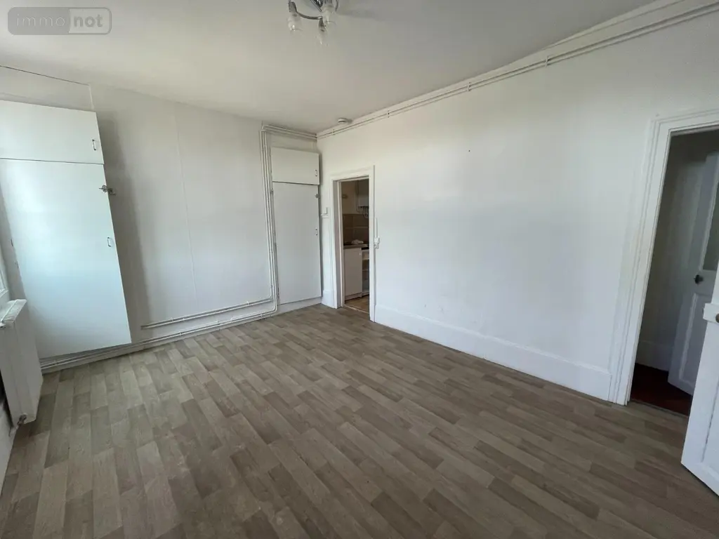 Location appartement Brionne 27800 Eure 27 44 m2 2 pièces 430 euros sd-locbou 001