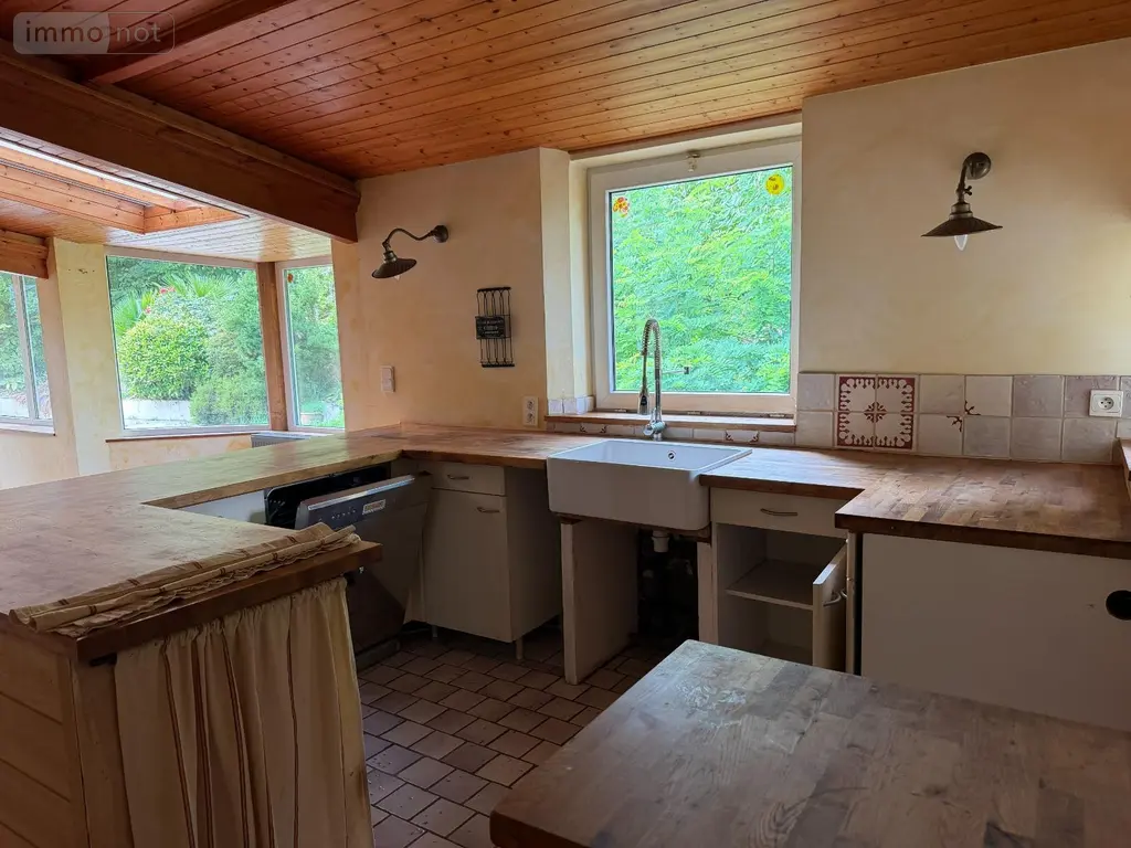 Maison a vendre Saint-Martin-de-Bonfossé 50750 Manche 50 191 m2 5 pièces 240000 euros 50130/27 009