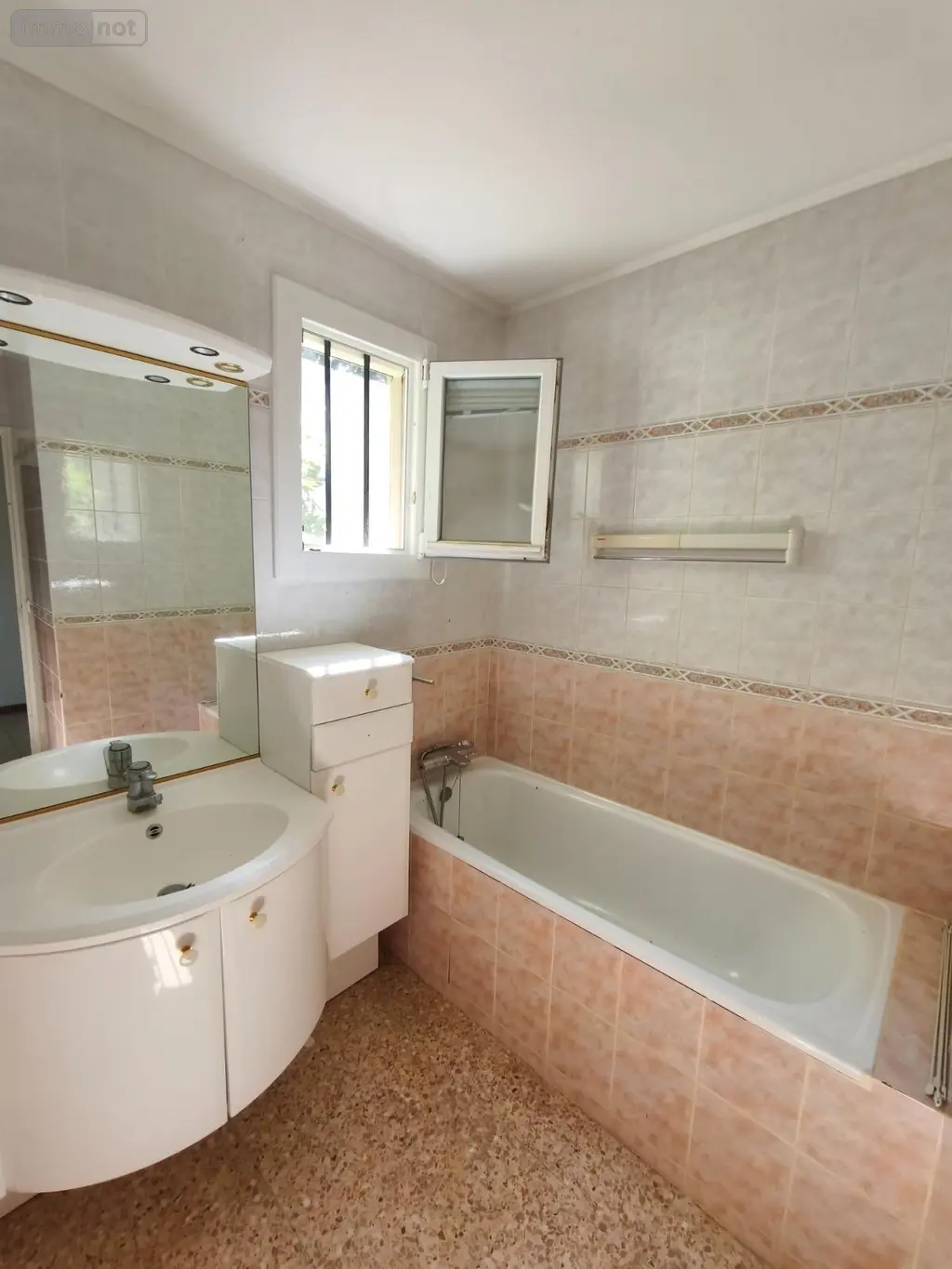Maison a vendre Oraison 04700 Alpes-de-Haute-Provence 04 97 m2 4 pièces 240000 euros 1613 009