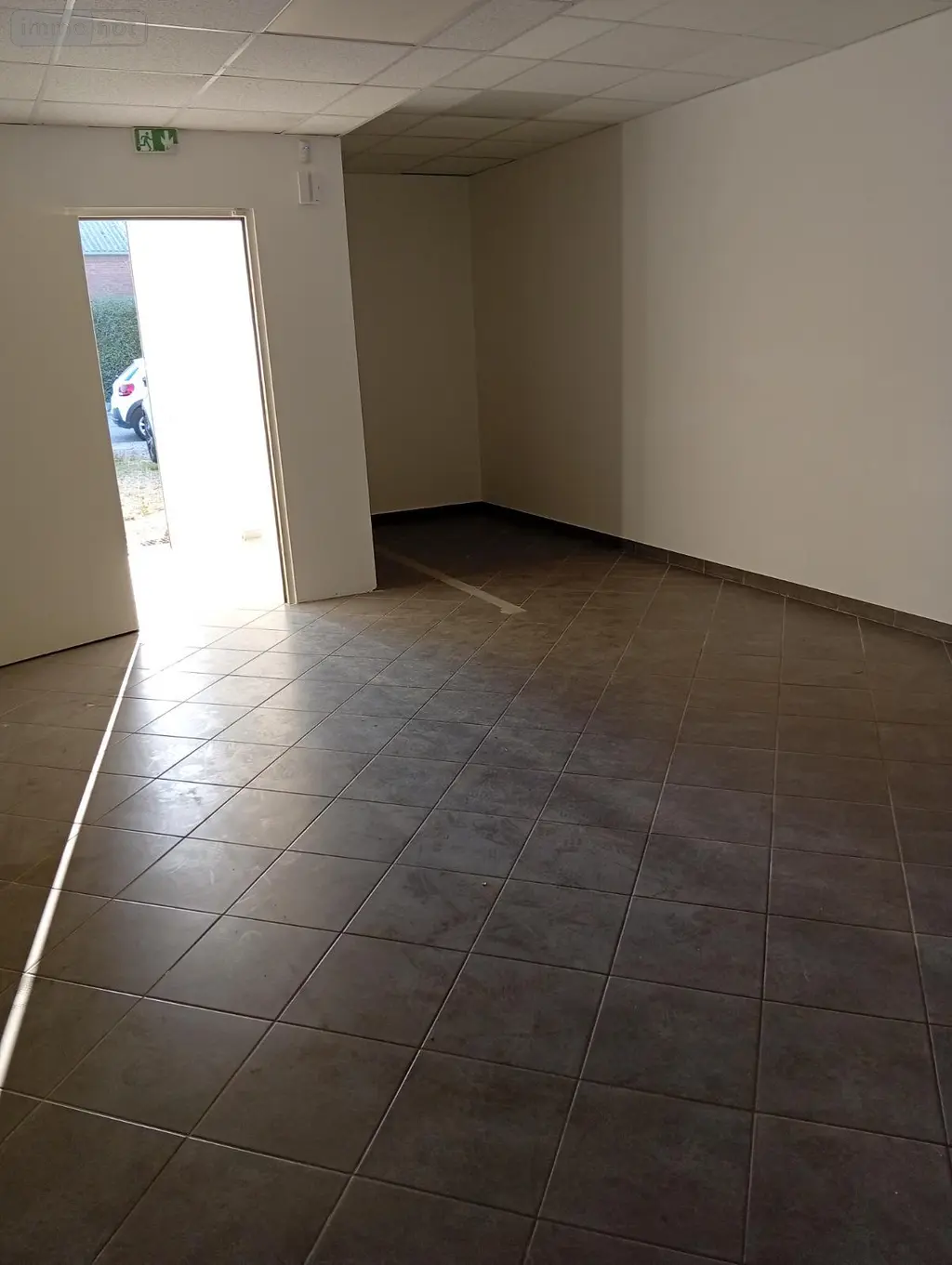 Location fonds et murs commerciaux Saint-Ouen-de-Thouberville 27310 Eure 27 145 m2 2 pièces 1200 euros LOC 115045 008