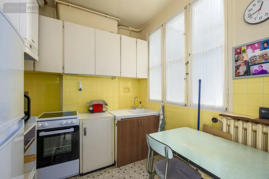 Appartement a vendre Paris 8e Arrondissement 75008 Paris 75 93 m2 3 pièces 987920 euros 3 PIECES + SERVICE  BD BATIGNOLLES  014