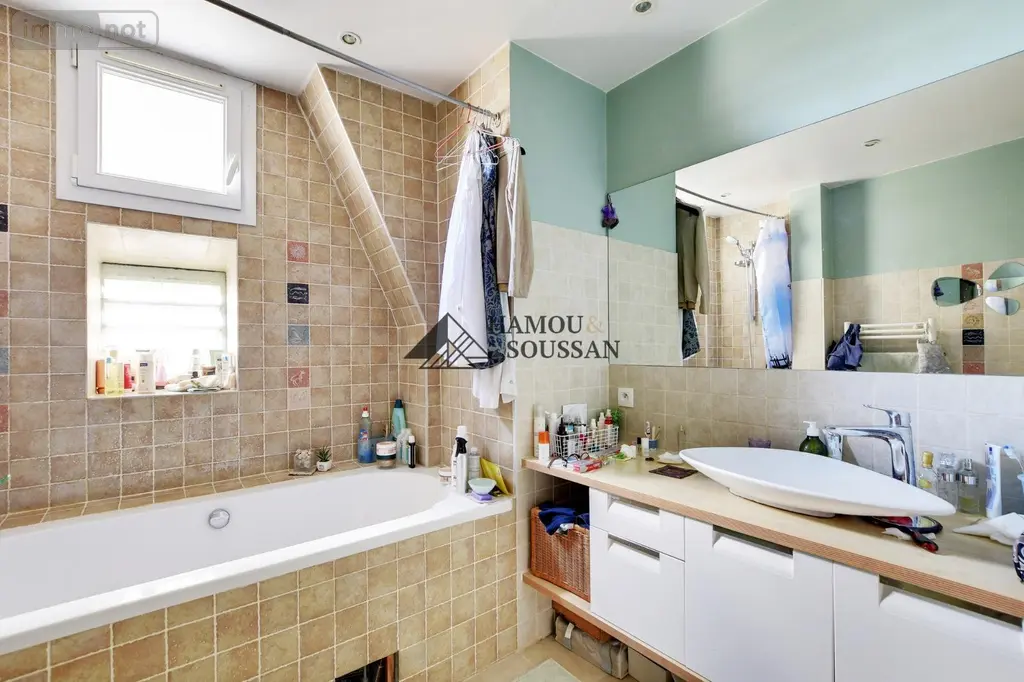 Appartement a vendre Paris 16e Arrondissement 75016 Paris 75 68 m2 3 pièces 682500 euros DHCR 011