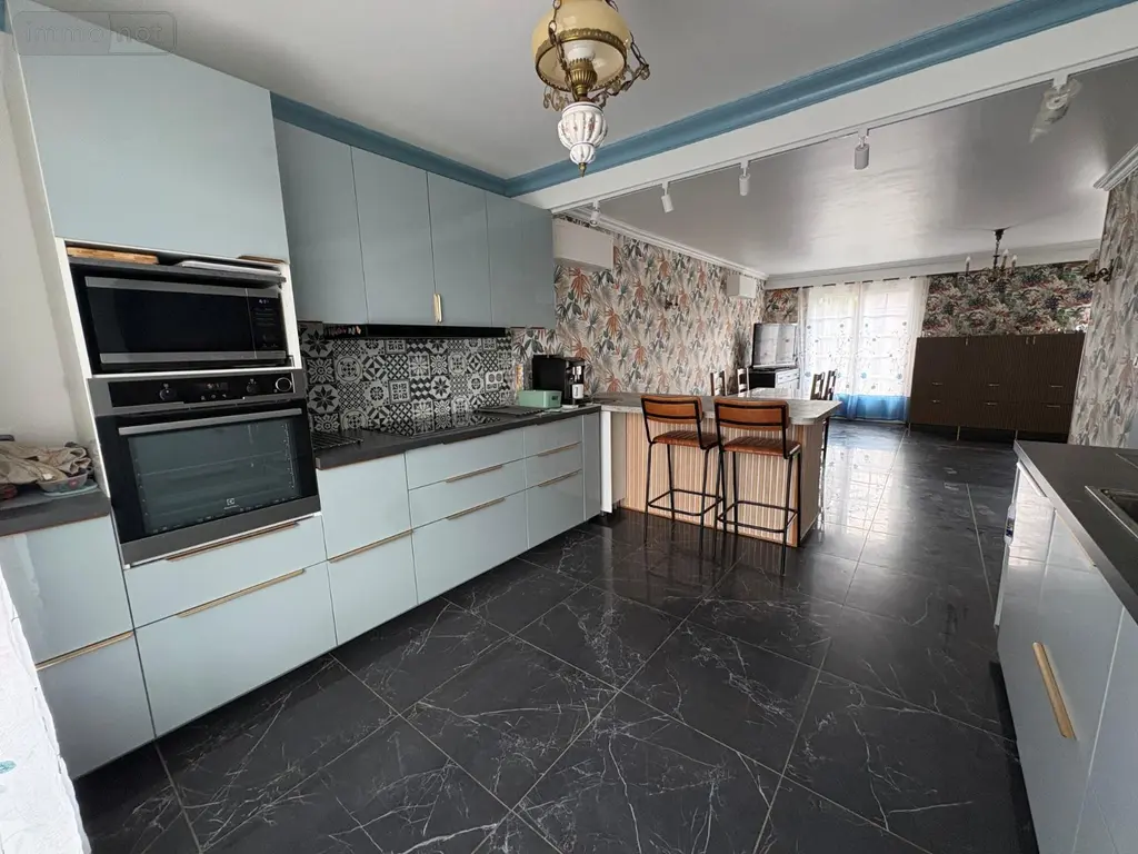Maison a vendre Chartres 28000 Eure-et-Loir 28 5 pièces 326025 euros 97 002