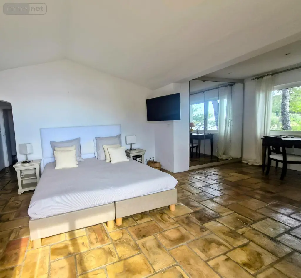Propriete a vendre Sainte-Maxime 83120 Var 83 295 m2 8 pièces 4500000 euros propritésaintemaxime 042
