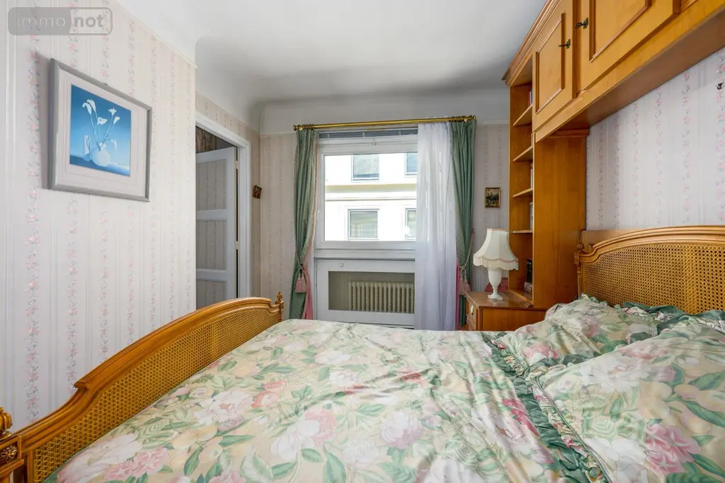 Appartement a vendre Levallois-Perret 92300 Hauts-de-Seine 92 62 m2 3 pièces 531800 euros 3 PIECES LEVALLOIS PARC GUSTAVE EIFFEIL 011