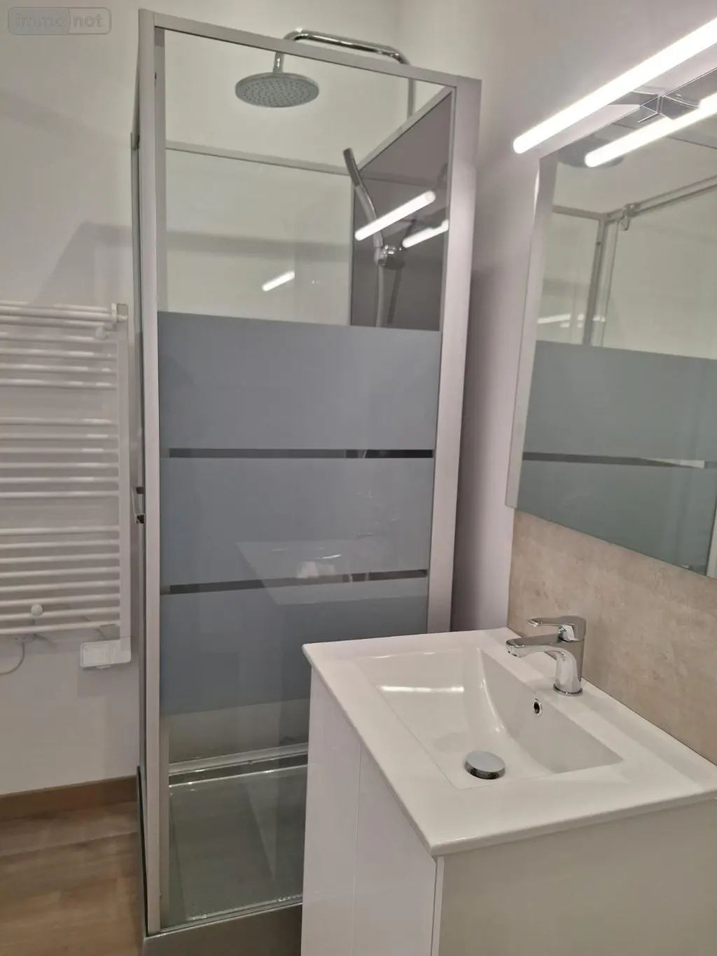 Location appartement Chalon-sur-Saône 71100 Saône-et-Loire 71 17 m2 1 pièce 450 euros Studio rue du temple 003