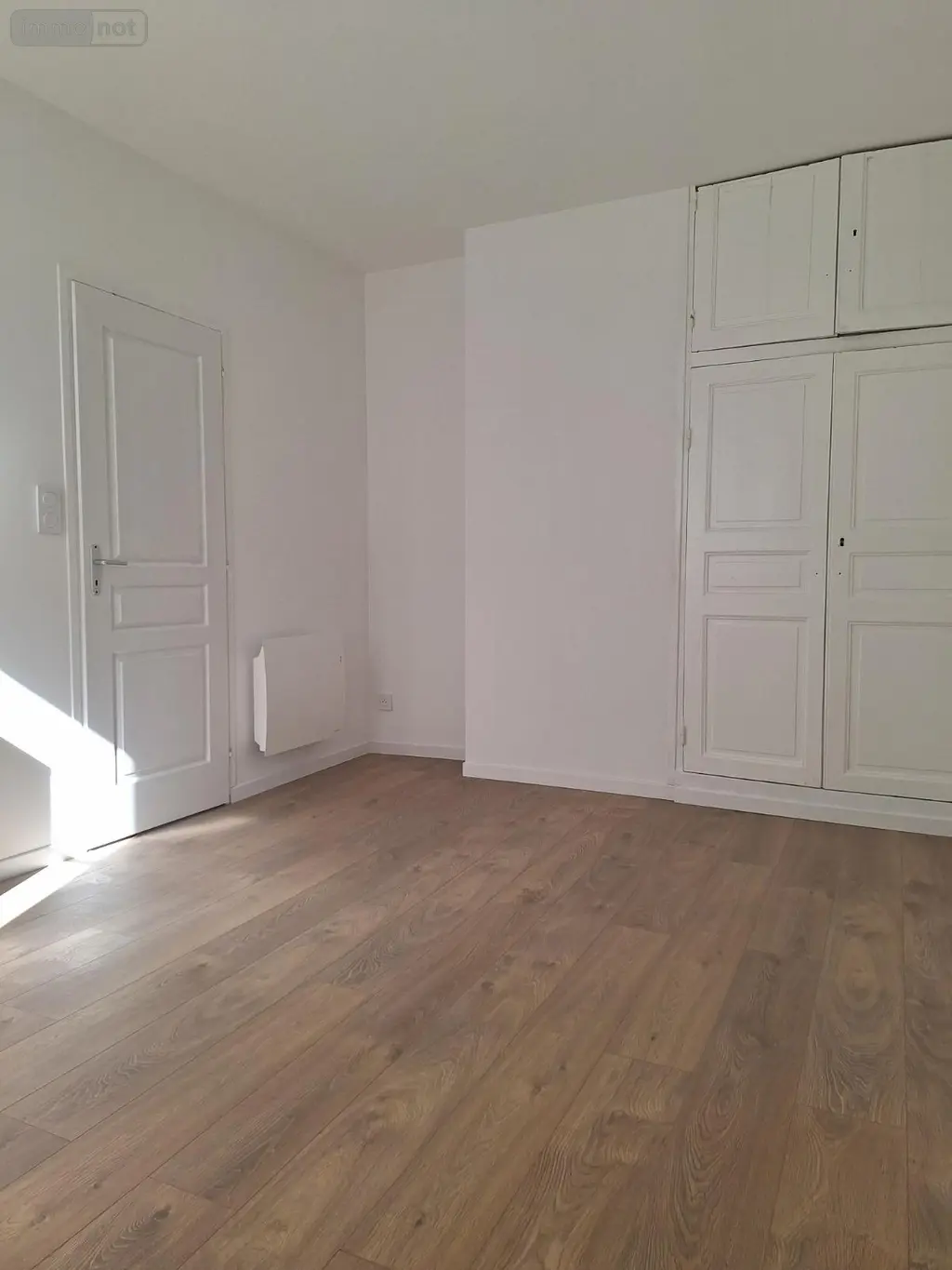 Location appartement Chalon-sur-Saône 71100 Saône-et-Loire 71 17 m2 1 pièce 450 euros Studio rue du temple 001