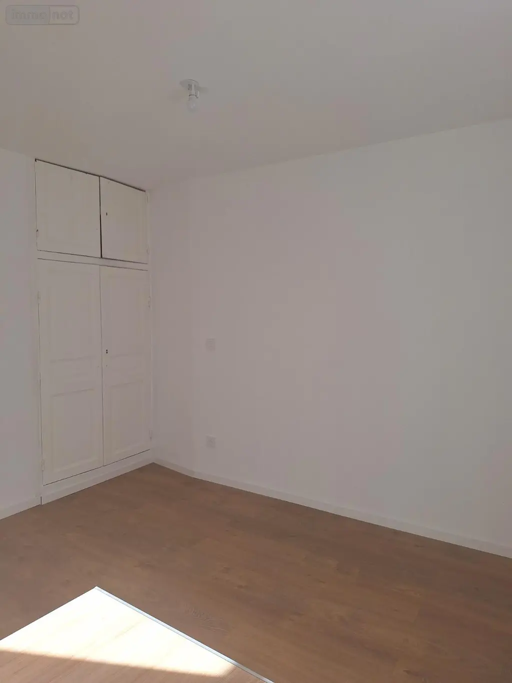 Location appartement Chalon-sur-Saône 71100 Saône-et-Loire 71 17 m2 1 pièce 450 euros Studio rue du temple 005
