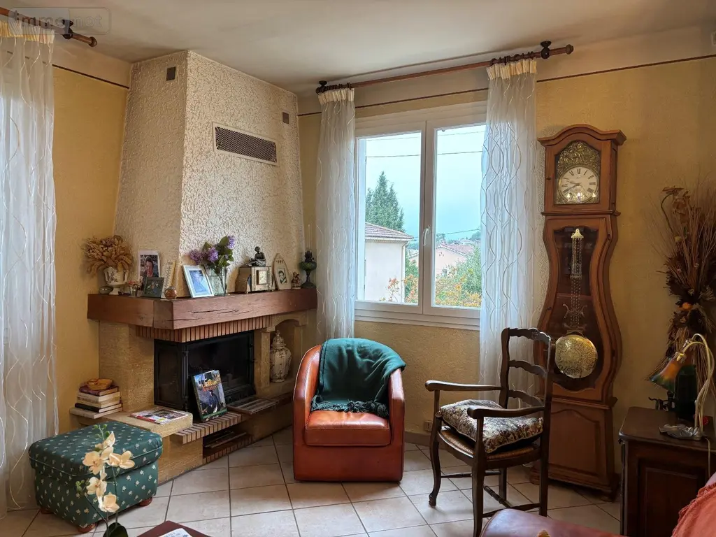 Maison a vendre Pierrefeu-du-Var 83390 Var 83 84 m2 7 pièces 350000 euros PIERREFEU DU VAR (83) 008