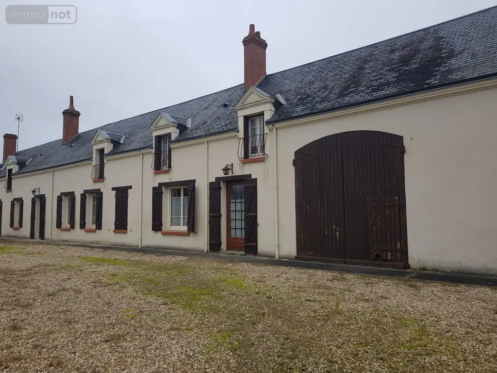 Propriete a vendre Gièvres 41130 Loir-et-Cher 41 372 m2 15 pièces 491900 euros 35 002