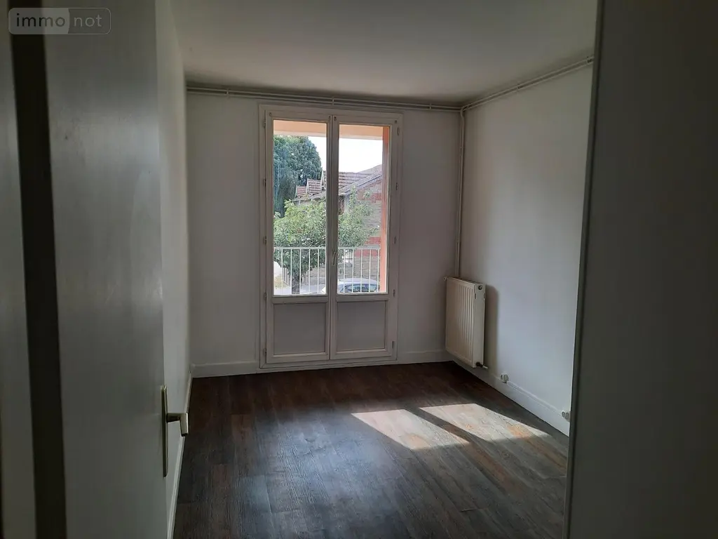 Location appartement Épernay 51200 Marne 51 116 m2 6 pièces 975 euros EPERNAY 006