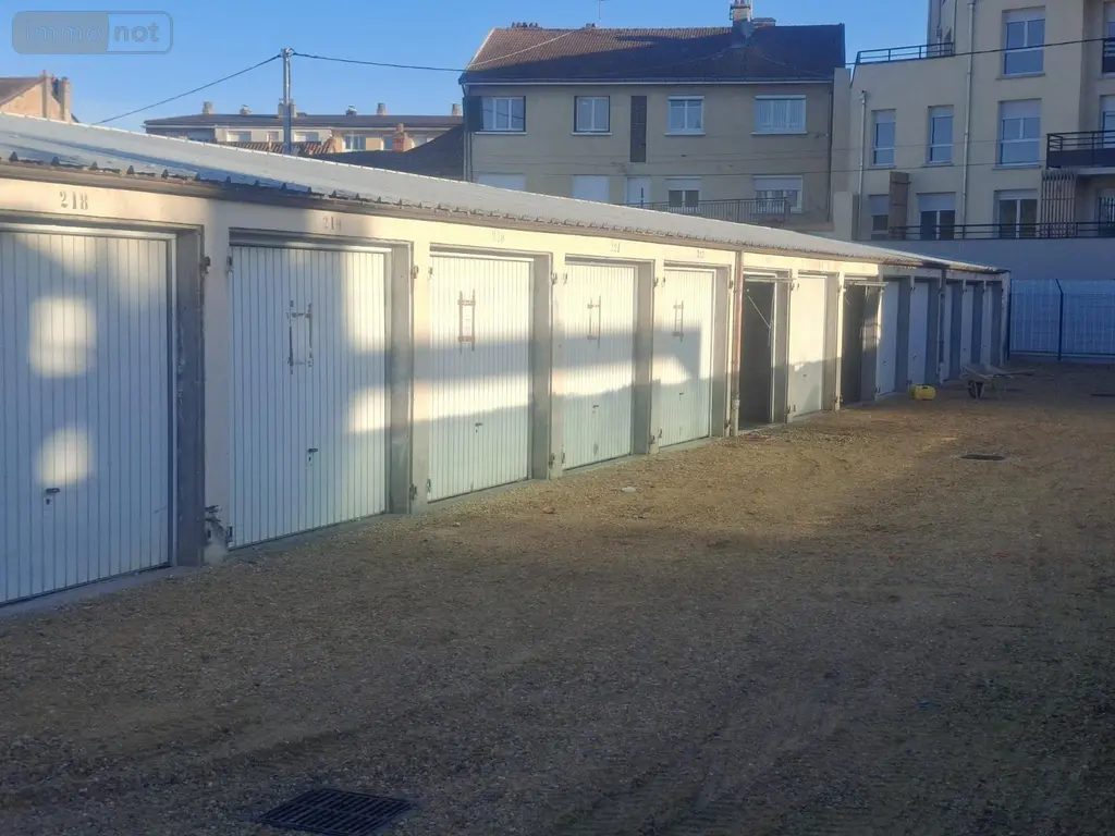 Location garage et parking Crottet 01290 Ain 01 87 euros Garage Crottet 003