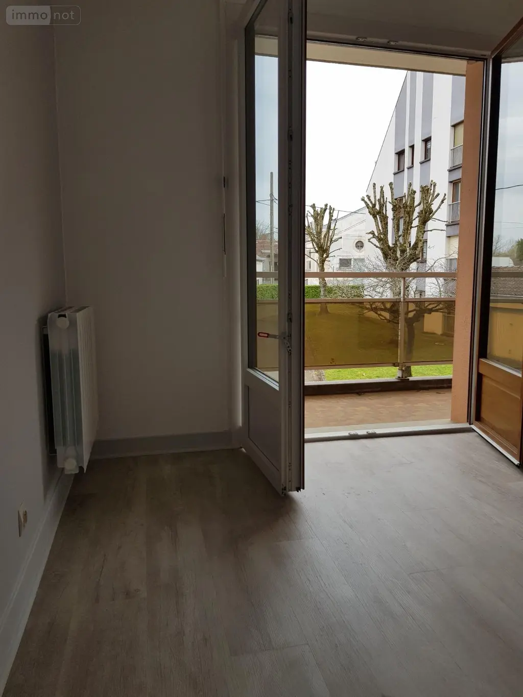 Location appartement Avallon 89200 Yonne 89 54 m2 2 pièces 495 euros APPARTEMENT T2 004
