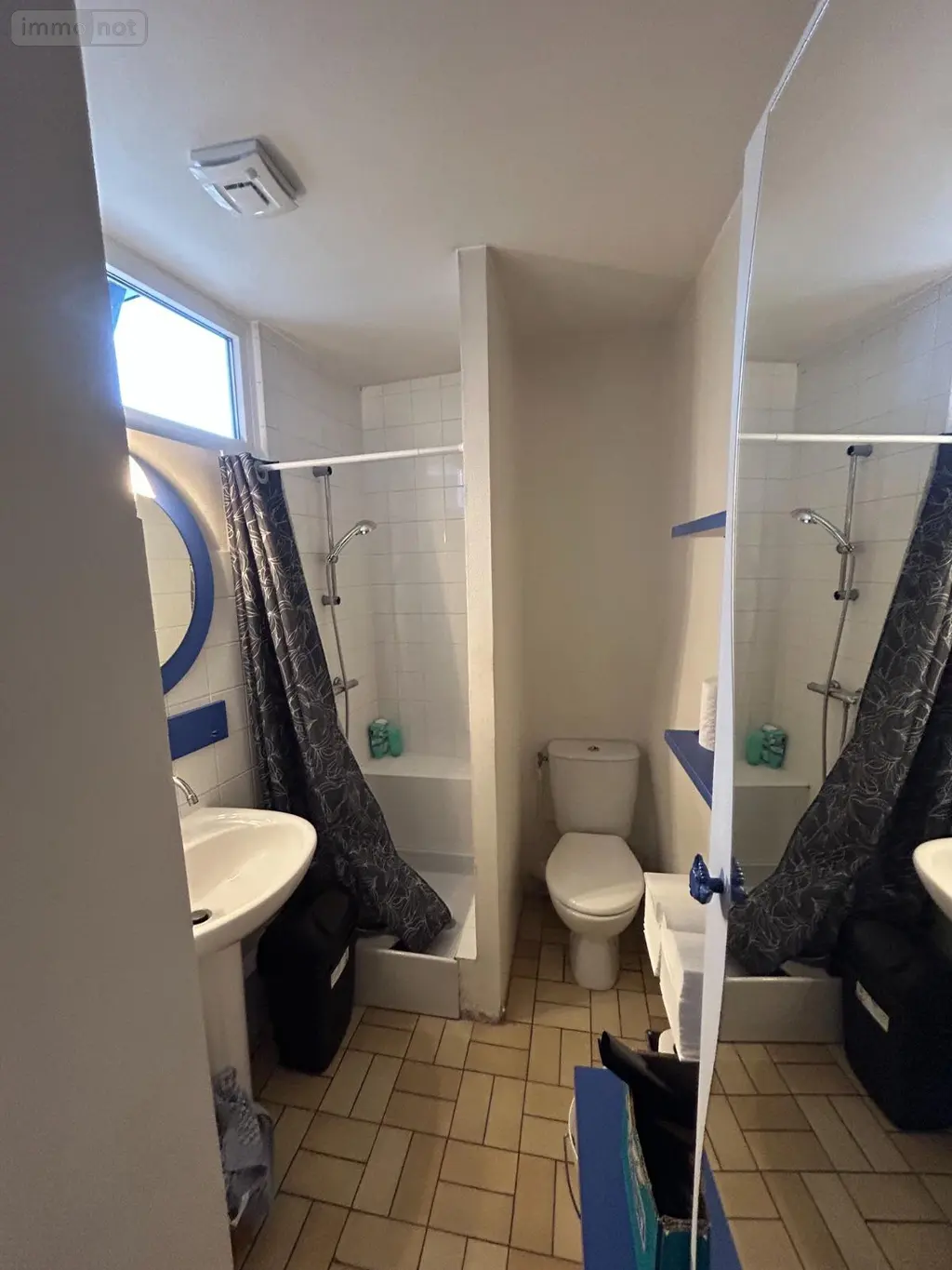 Location fonds et murs commerciaux Givry 71640 Saône-et-Loire 71 13 m2 1 pièce 450 euros Local professionnel 007