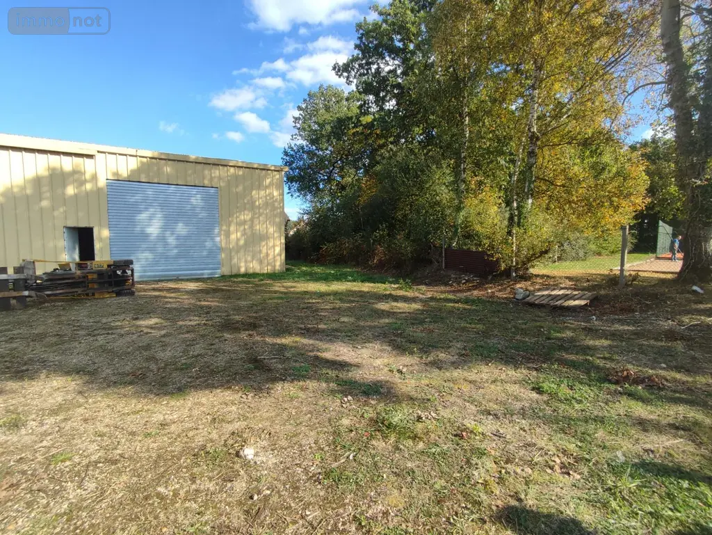Location fonds et murs commerciaux Saint-Didier-des-Bois 27370 Eure 27 300 m2 1 pièce 1100 euros 2026L37 001