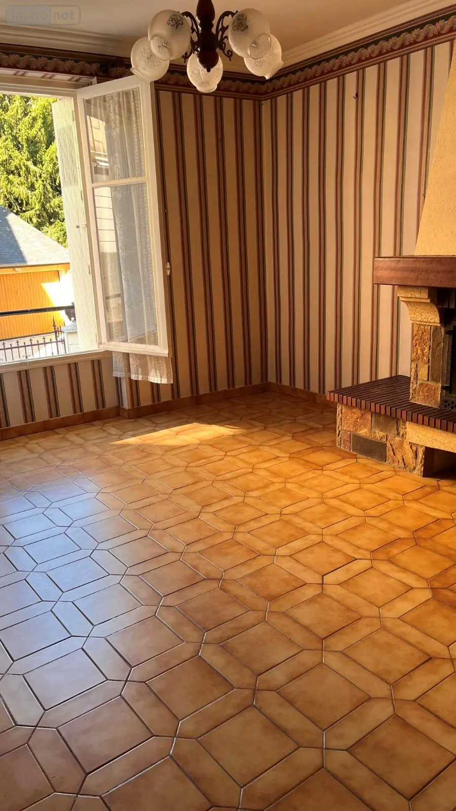 Maison a vendre Fresnay-sur-Sarthe 72130 Sarthe 72 138 m2 7 pièces 94500 euros MA416 003