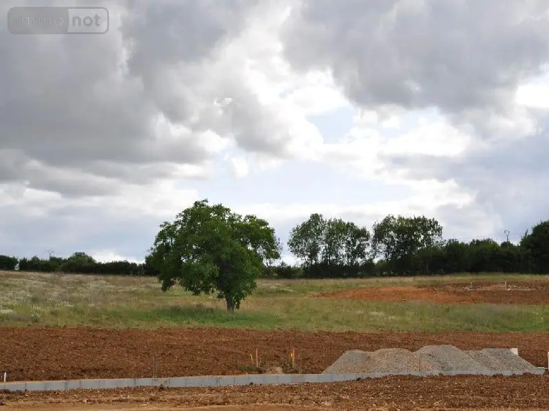 Terrain a batir a vendre Argenton-sur-Creuse 36200 Indre 36 41 euros 037/759 003