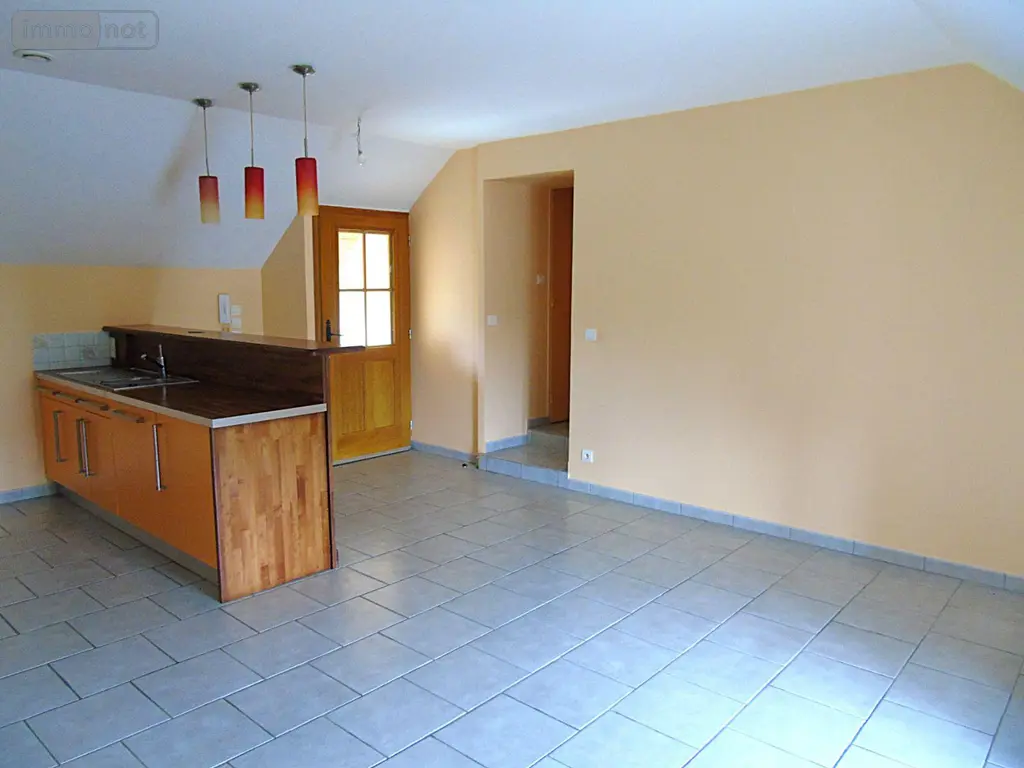 Location appartement Sauvigny-le-Bois 89200 Yonne 89 41 m2 2 pièces 475 euros 89099/140052 005