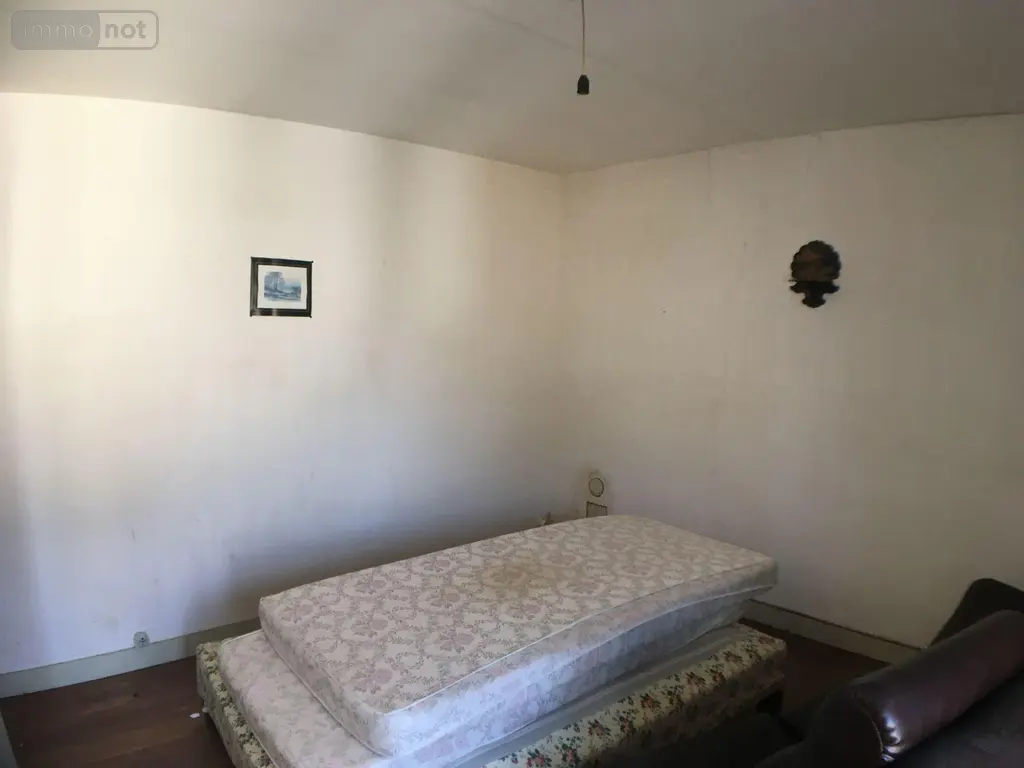 Maison a vendre Saint-James 50240 Manche 50 180 m2 6 pièces 74200 euros 12541/386 008
