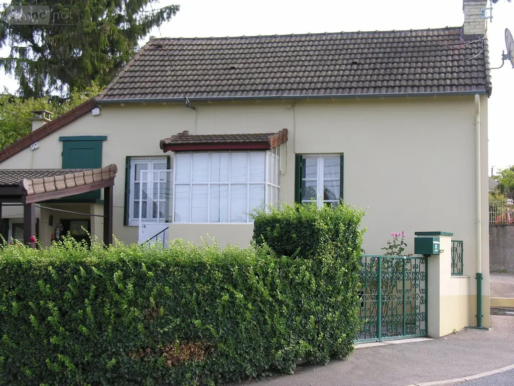 Viager maison Saint-Julien-sur-Dheune 71210 Saône-et-Loire 71 47 m2 3 pièces 30000 euros Bad01 004
