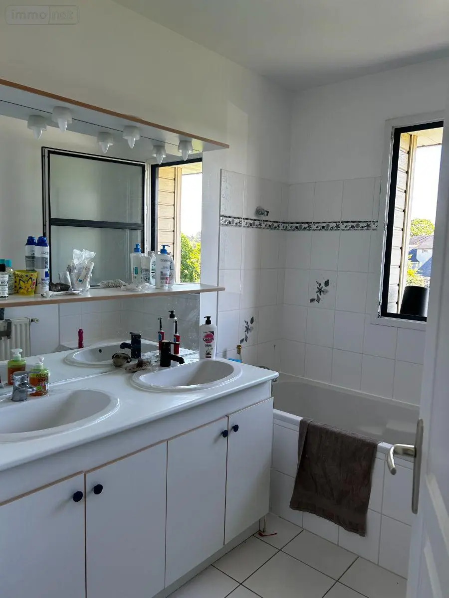Location maison Franqueville-Saint-Pierre 76520 Seine-Maritime 76 120 m2 6 pièces 1351 euros 014/65 006