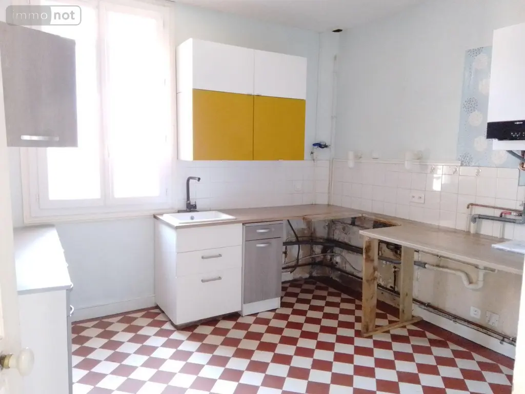 Location appartement Soissons 02200 Aisne 02 99 m2 3 pièces 709 euros LOC71 002
