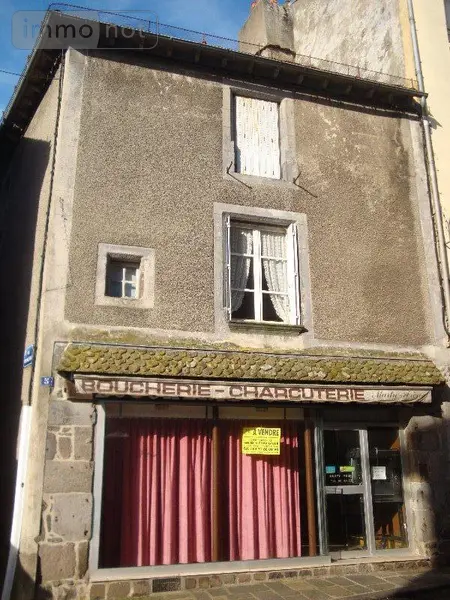 Immeuble de rapport a vendre Mauriac 15200 Cantal 15 79500 euros 15060/658 002