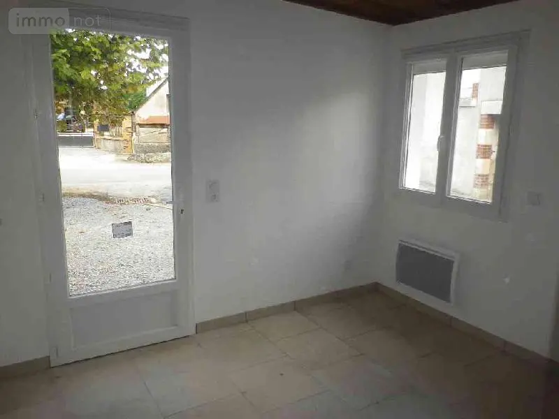 Location maison Vasselay 18110 Cher 18 62 m2 2 pièces 516 euros 142021M 005