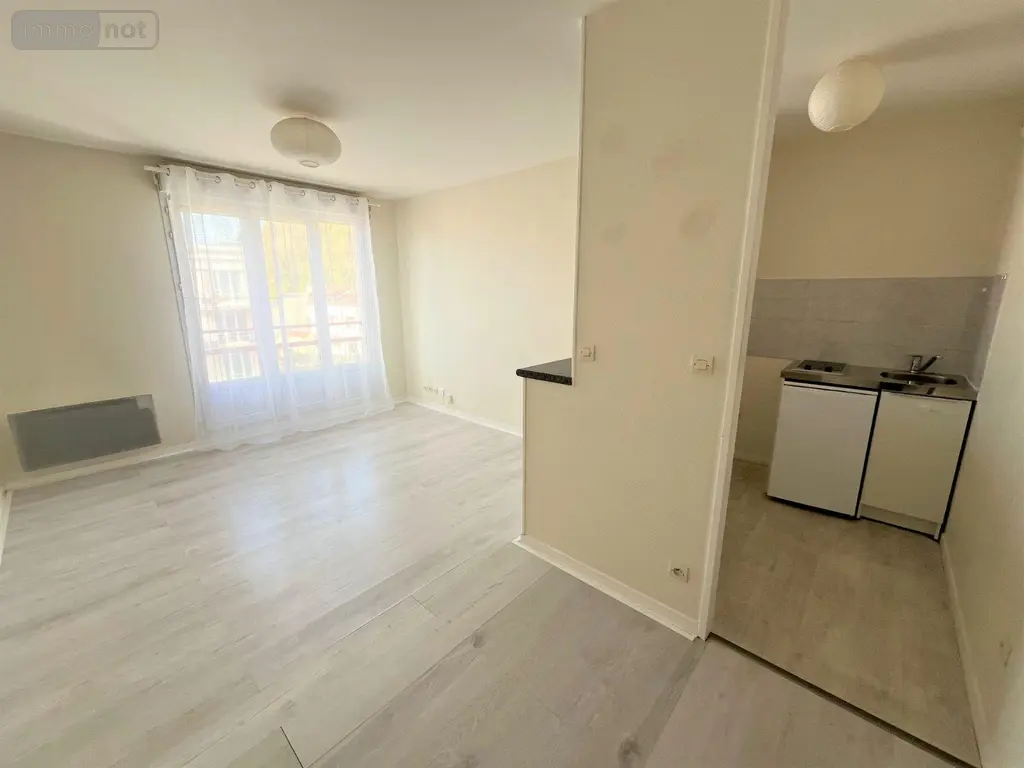 Location appartement Évreux 27000 Eure 27 26 m2 1 pièce 435 euros 11144/491 003