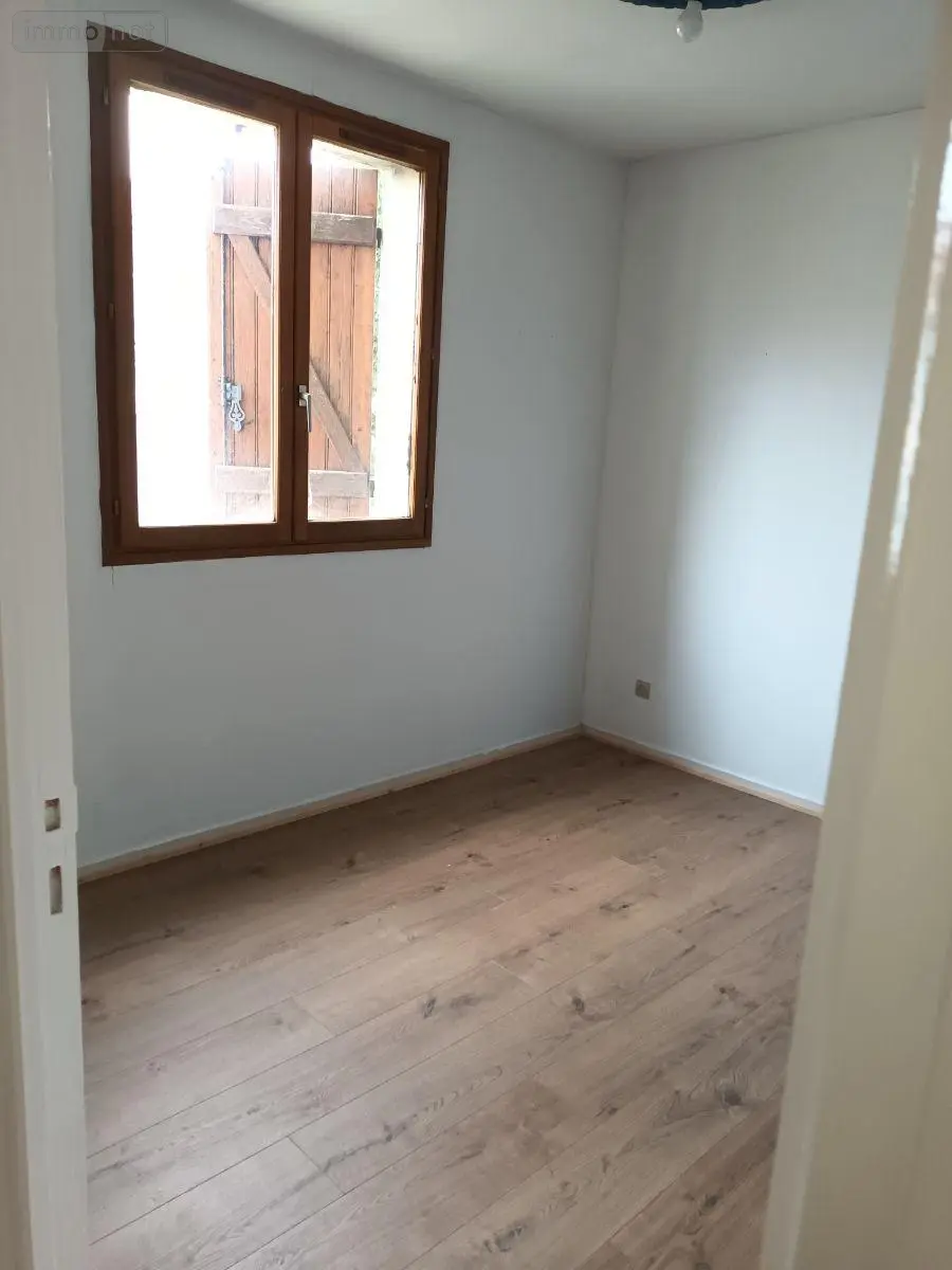 Location appartement Vitry-le-François 51300 Marne 51 76 m2 4 pièces 480 euros 51081/426 013