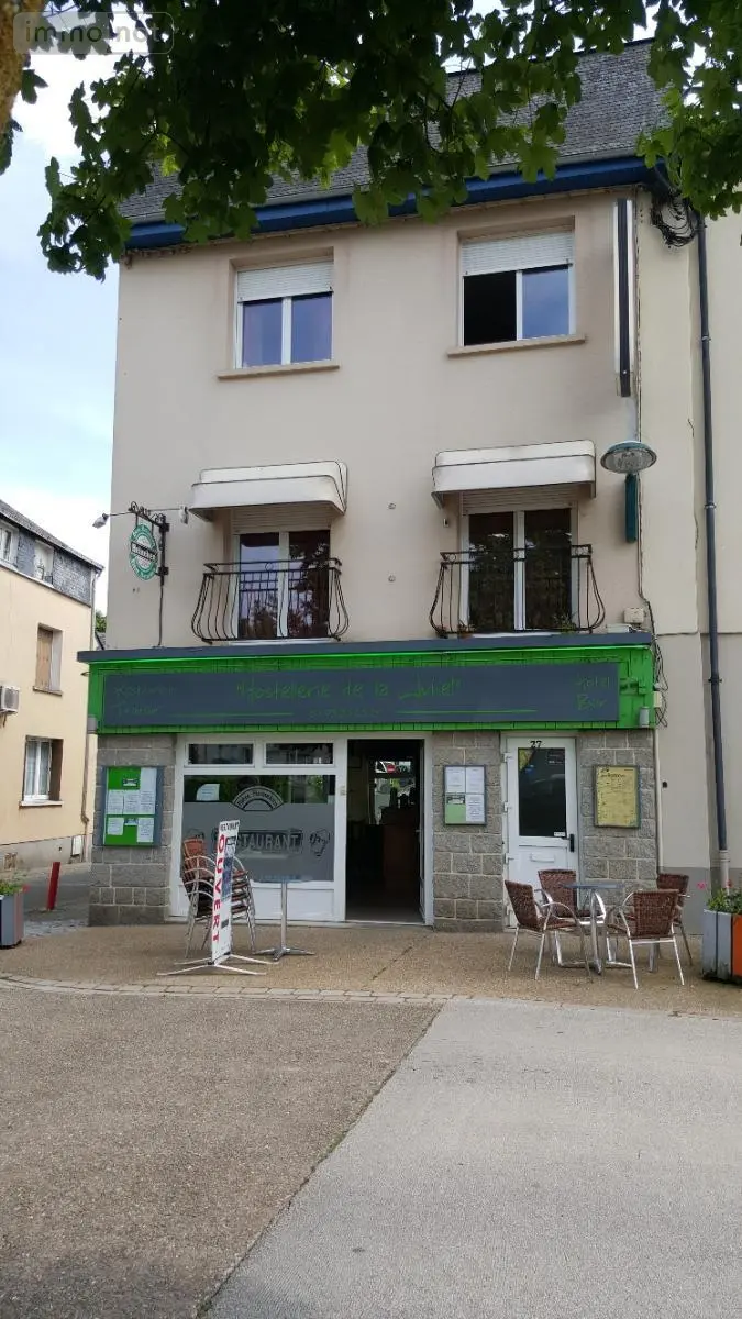 Fonds et murs commerciaux a vendre Villaines-la-Juhel 53700 Mayenne 53 240 m2 14 pièces 167380 euros 2585 002