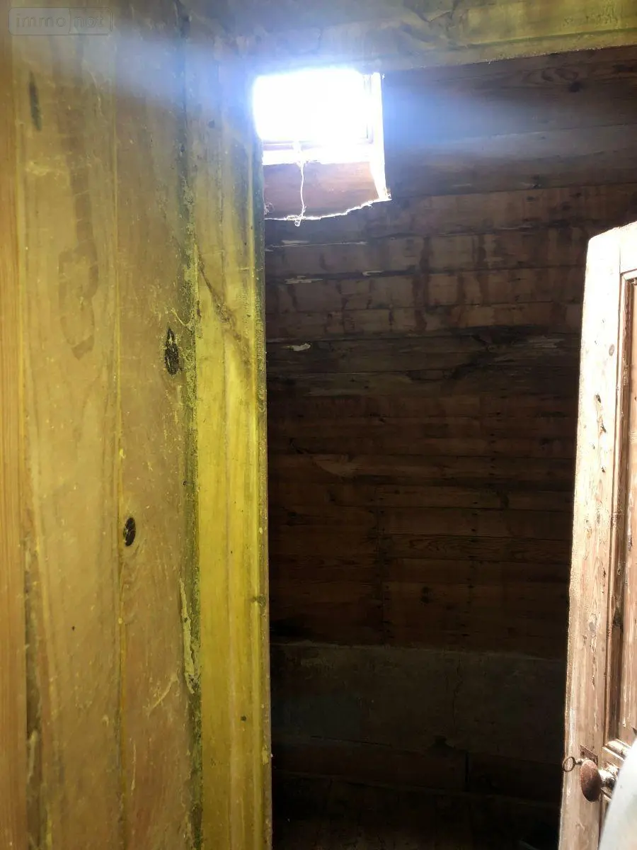 Maison a vendre Peyrusse 15170 Cantal 15 28000 euros MB/1566 020