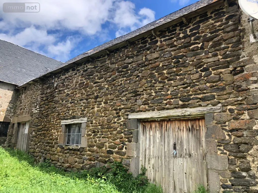 Maison a vendre Peyrusse 15170 Cantal 15 28000 euros MB/1566 012