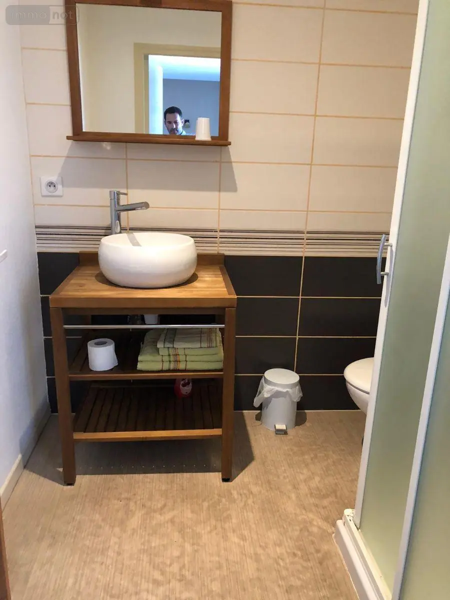 Immeuble de rapport a vendre Saint-Bonnet-de-Salers 15140 Cantal 15 127200 euros 15060/865 006