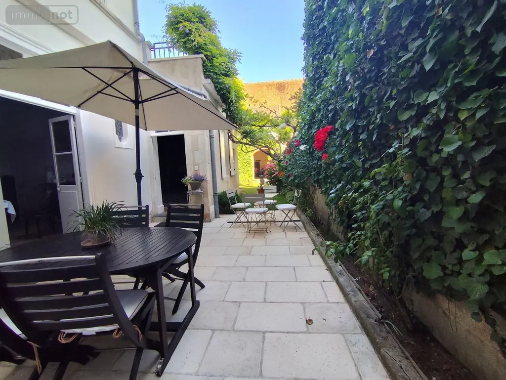 Maison a vendre Saint-Amand-Montrond 18200 Cher 18 207 m2 6 pièces 324400 euros 18022/604 001